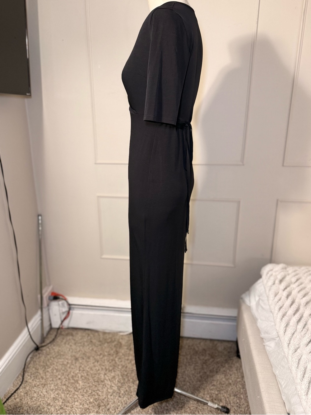 ALLOY Black V-Neck Maxi Dress with Front Slit - Picture 4 of 8